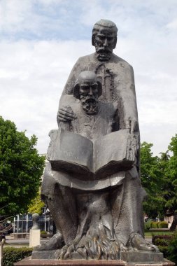Makedonya'nın Ohri kentinde aziz Kiril ve Methodius Anıtı