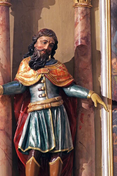 圣史提芬国王雕像 位于克罗地亚斯韦提彼得大帝圣彼得教堂三王祭坛的雕像 — 图库照片