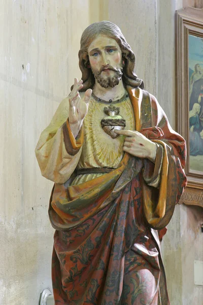 Heliga Hjärtat Jesus Staty Vid Kyrkan Besök Jungfru Maria Gornji — Stockfoto