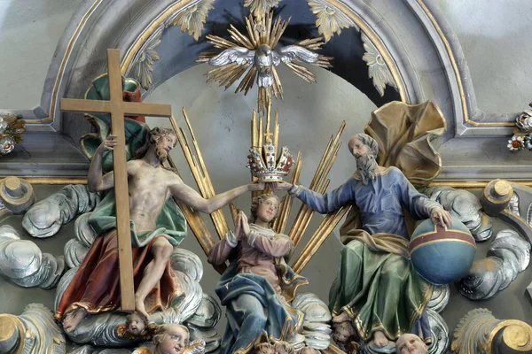 Incoronazione Della Statua Della Vergine Maria Sull Altare Maggiore Della — Foto Stock