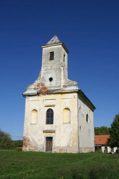 Церква Відвідин Діви Марії Старому Фаркасіку Хорватія — стокове фото