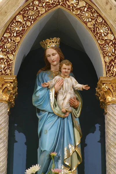 Fecioara Maria Pruncul Isus Statuie Altarul Principal Din Biserica Parohială — Fotografie, imagine de stoc