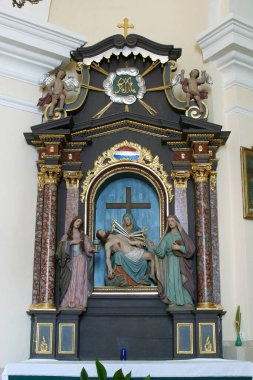 Sunak, Hırvatistan 'ın Lobor kentindeki Aziz Anne Kilisesi' nde Yedi Kederli Hanımımız.