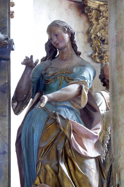 聖マリア マグダラのマリア像 クロアチア プレポルノの悲しみの聖母礼拝堂の祭壇 — ストック写真
