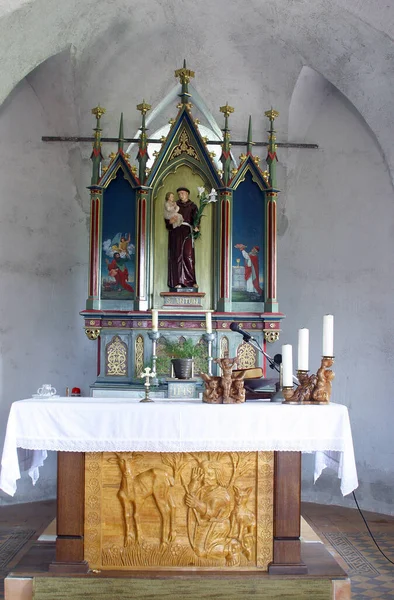 Hırvatistan Zabok Kentinin Grabrovec Kentindeki Padua Kilisesi Nde Sunak — Stok fotoğraf