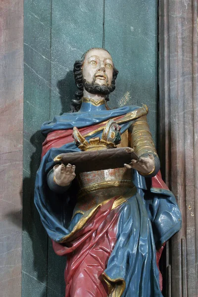 Άγαλμα Του Αγίου Λουδοβίκου Στο Βωμό Του Αγίου Φραγκίσκου Της — Φωτογραφία Αρχείου