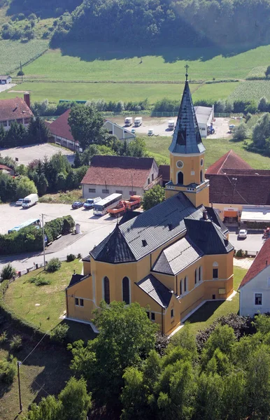 Εκκλησία Του Αγίου Γεωργίου Στο Ντεσίνιτς Κροατία — Φωτογραφία Αρχείου