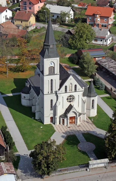 Pfarrkirche Martin Dugo Selo Kroatien — Stockfoto