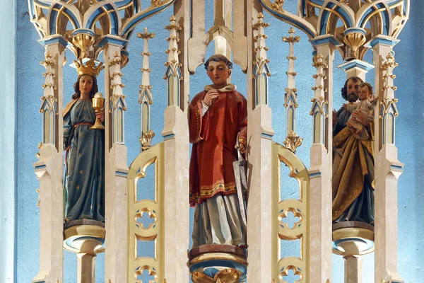Santi Barbara Lorenzo Giuseppe Statue Sull Altare Maggiore Nella Chiesa — Foto Stock