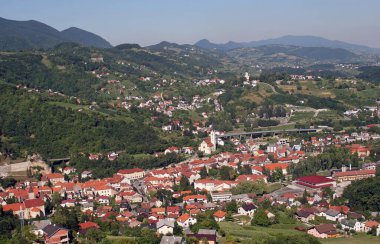 Krapina kasabası panoramik manzara, Zagorje bölgesi, Hırvatistan