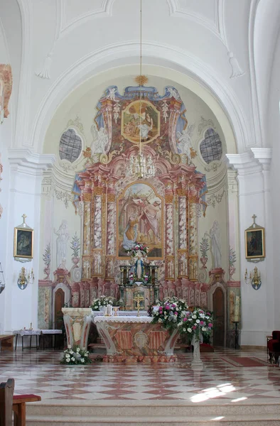 Ενοριακός Ναός Αγίας Μαρίας Μαγδαληνής Στη Σέλα Κοντ Σίσκα Κροατία — Φωτογραφία Αρχείου