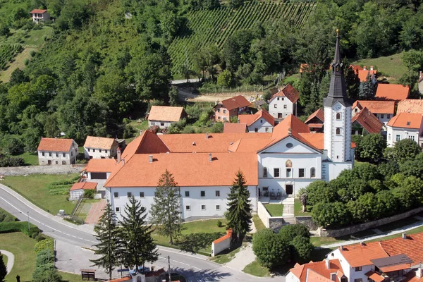 Chiesa Parrocchiale Dell Assunzione Della Vergine Maria Del Monastero Francescano — Foto Stock