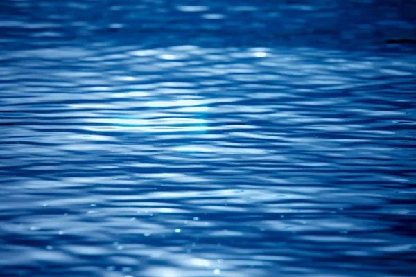 Acqua Cristallo Riflesso Blu Come Sfondo — Foto Stock