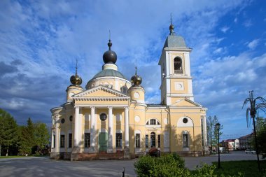  Küçük taşra kasabasında Myshkin Dormition Rus Ortodoks Katedrali inşa 1805-1820