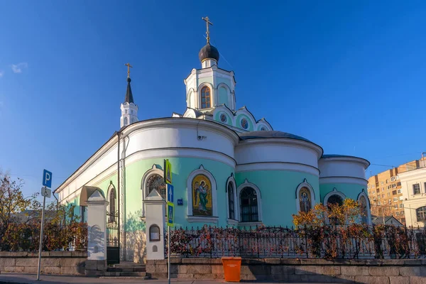 Iglesia Ortodoxa Fiesta Cruz Desfiladero Clean Gorge Distrito Hamovniki Moscú —  Fotos de Stock