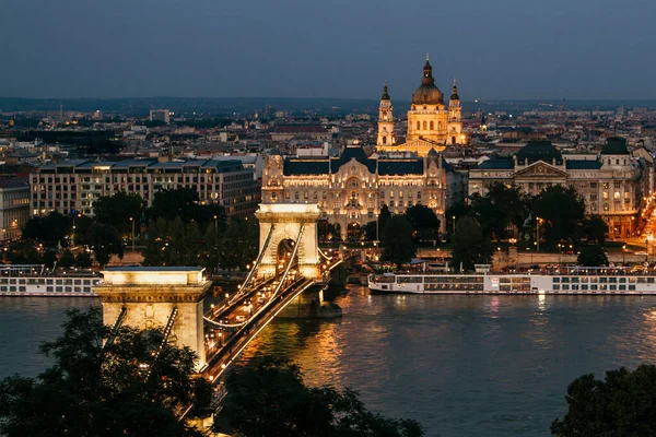 Ponte Cadeia Budapeste Captura Hora Azul Cima — Fotografia de Stock