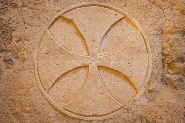 bir ortaçağ manastır kalıntıları 