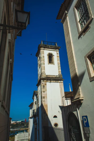 Calle Medieval Con Una Iglesia Ciombra Portugal —  Fotos de Stock