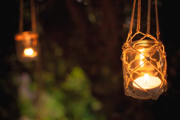 renklerle dolu eski şehir parkında