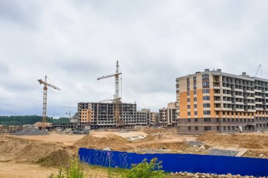 Sertolovo, Leningrad bölgesinde sitedeki inşaat konut üzerinde görünümü oluşturma