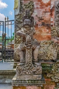 Hindu tapınağı Pura Tirta Empul Heykeli