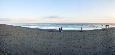 Endonezya, Bali 'deki kara kumdan Hint Okyanusu manzarası