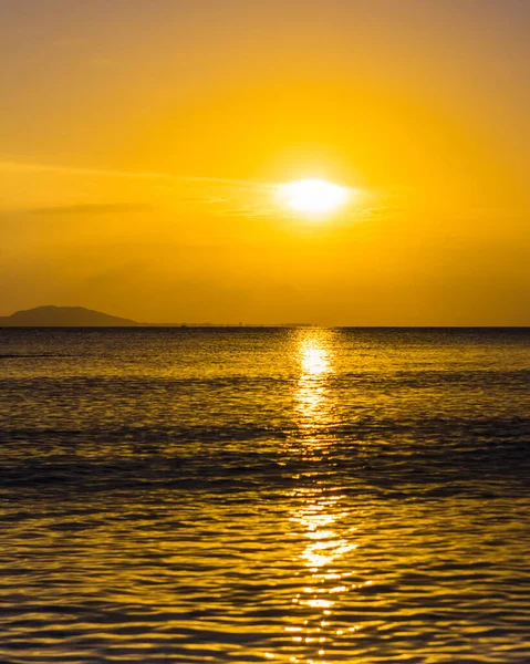 Vista Incrível Pôr Sol Mar Sul China Partir Baía Sanya — Fotografia de Stock