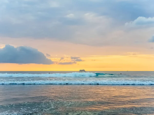 Increíble Vista Del Atardecer Océano Índico Desde Playa Suluban Bali — Foto de Stock