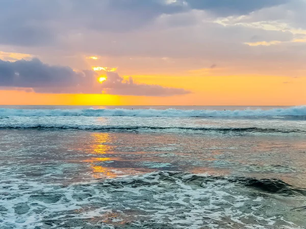 Increíble Vista Del Atardecer Océano Índico Desde Playa Suluban Bali — Foto de Stock