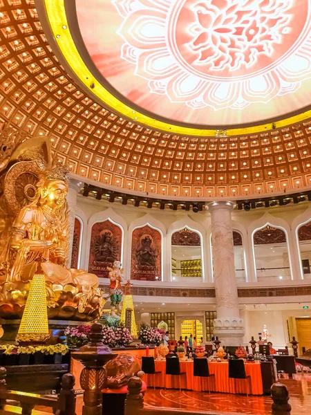 Sanya Hainan China Octubre Estatua Oro Diosa Guanin Templo Guanin —  Fotos de Stock