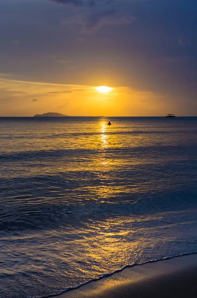 Niesamowity Widok Zachód Słońca Morze Południowochińskie Zatoki Sanya Sanya Hainan — Zdjęcie stockowe