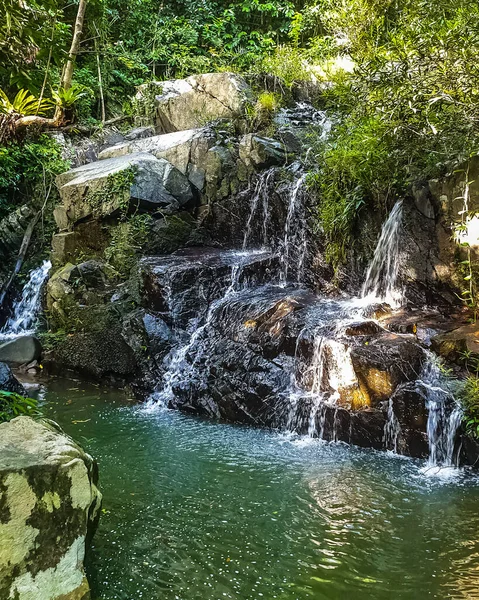 Cascada Río Mountaina Zona Turismo Cultural Yanoda Rainforest Hainan China —  Fotos de Stock