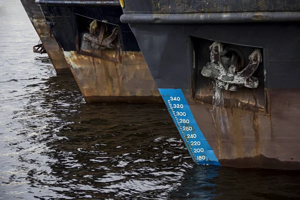 Deslocamento Navio Linha Água Marcado Lado Navio — Fotografia de Stock