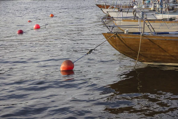 Nautische Deel Van Een Jacht Met Koorden Tuigage Zeilen Mast — Stockfoto