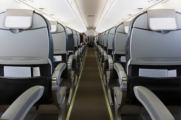 Long Aisle Rows Seats Passengers Airplane Cabin Salon — Stock Photo, Image