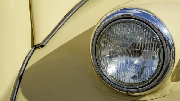 Koplamp Van Oude Retro Auto Zijn Geel — Stockfoto