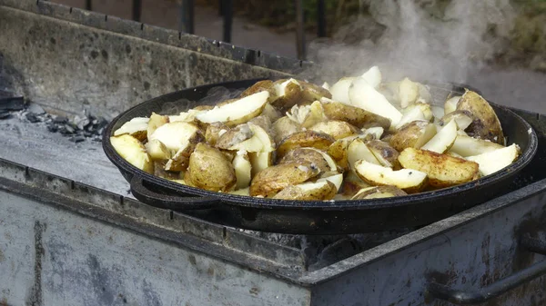 Pommes Terre Frites Cuites Huile Chaude Dans Une Assiette Close — Photo