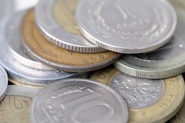 Farklı ülkelerin para alan yakın çekim bir sığ derinliği ile yukarıdan çekilir