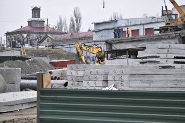 Eski acil köprü sökülmesi