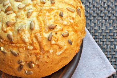 Ev yapımı buğday ekmeği pişmiş