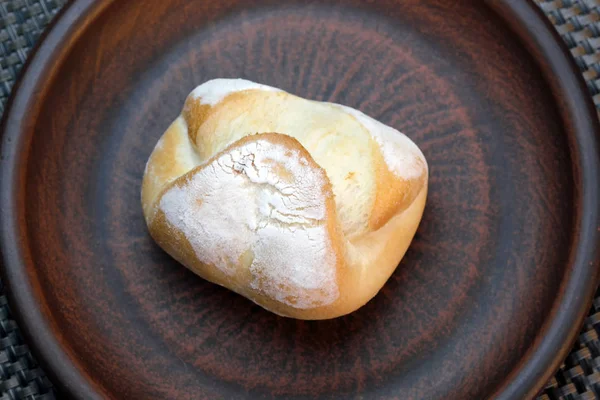 Pane di grano fatto in casa cotto — Foto Stock