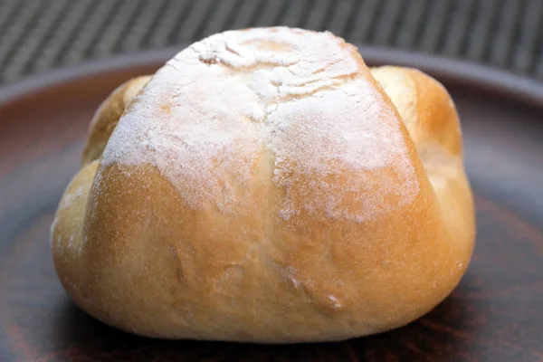 Pan de trigo casero horneado —  Fotos de Stock