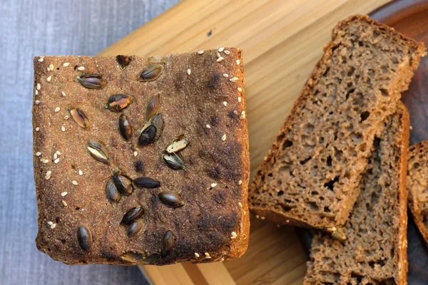 Roggen hausgemachtes Brot — Stockfoto