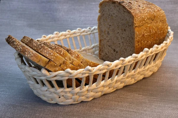 Domowy chleb pszenny żytni pieczone — Zdjęcie stockowe