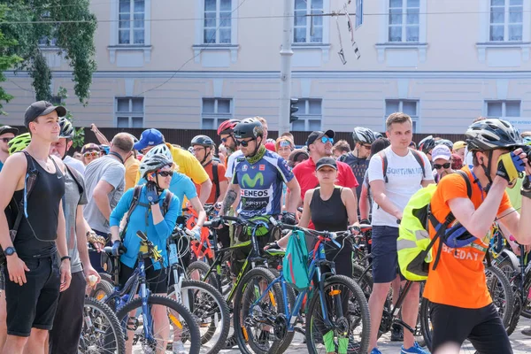 Paseo en bicicleta en Ucrania, Kiev 1 de junio de 2019 — Foto de Stock