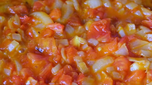 White Onion Chopped Small Pieces Stewed Red Fresh Tomatoes Olive — Stock Video