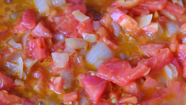 White Onion Chopped Small Pieces Stewed Red Fresh Tomatoes Olive — Stock Video