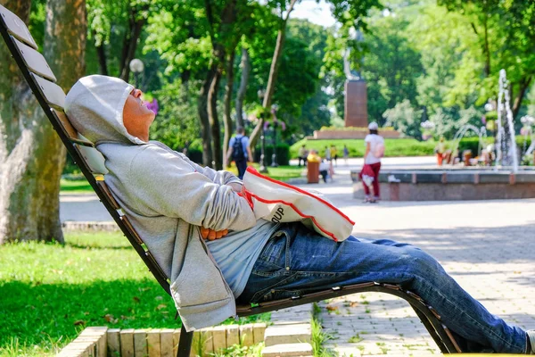 Shevchenko Park, yaz manzarası — Stok fotoğraf