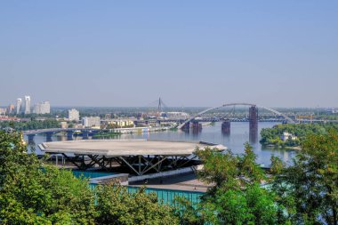 Dinyeper dolgu bakan Helikopter Pisti 