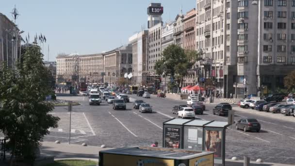 Cidade Vídeo Clipe Tráfego Carro Kiev Ucrânia 2019 Área Praça — Vídeo de Stock